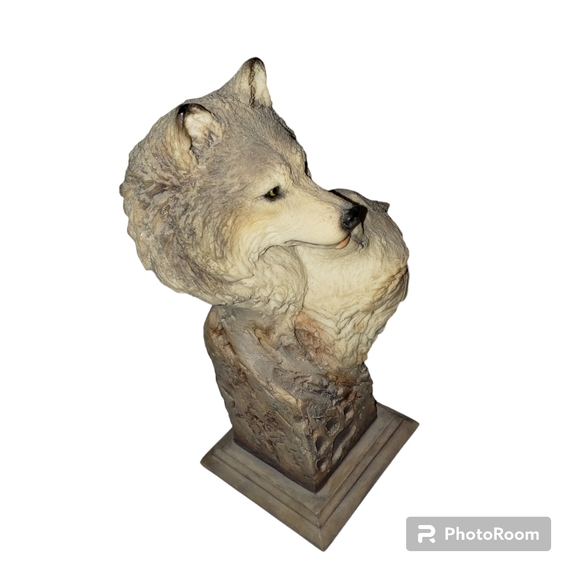 Wolf and Pup Figurene by Slockbower - Picture 3 of 8